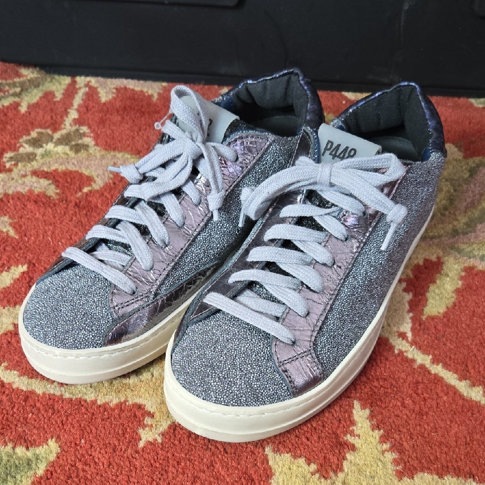 P448 John Shar Metallic Gray Low-Top Sneakers